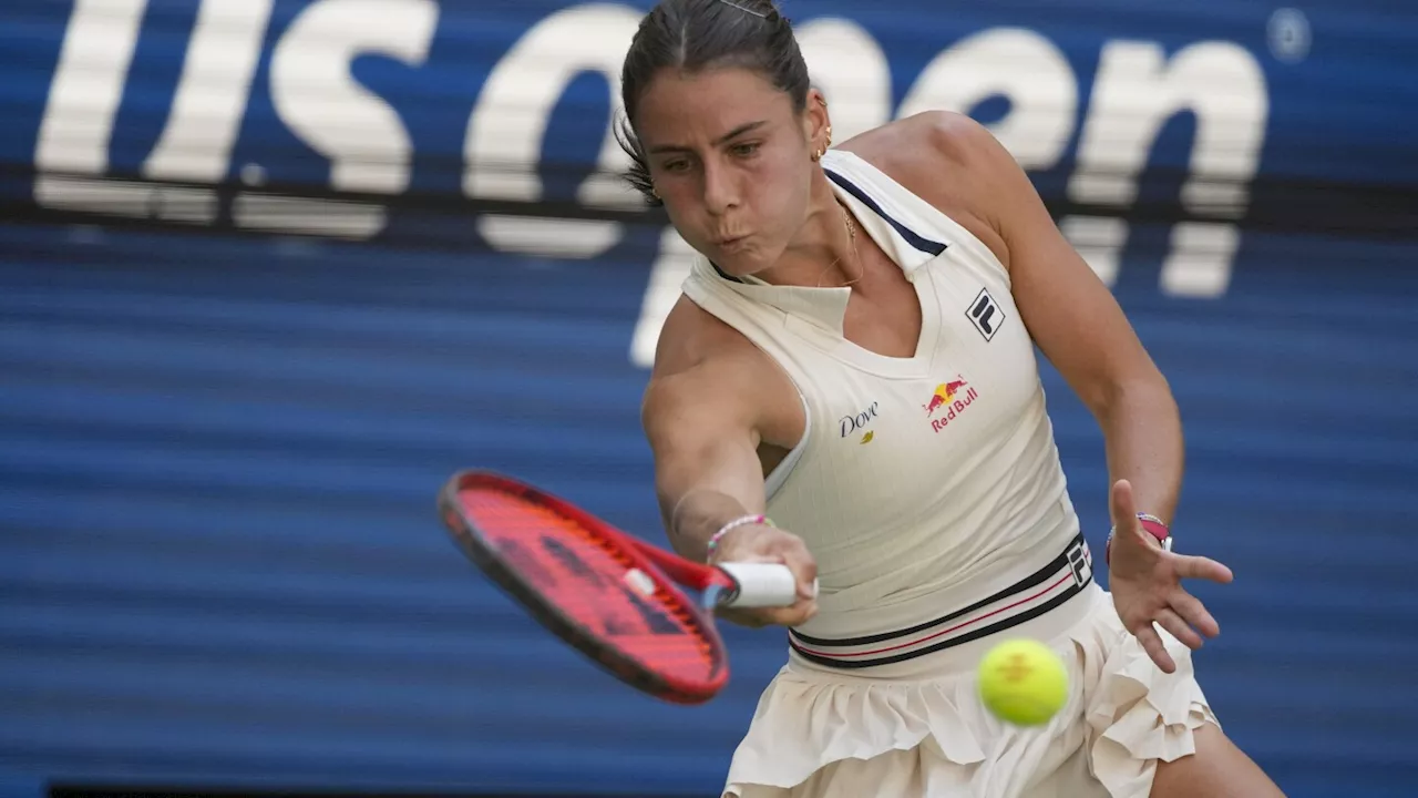 Emma Navarro reaches her first major semifinal, beats Paula Badosa at the US Open