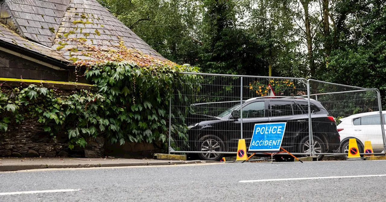 PSNI seeking man who made off after pursuit ended with car crashing into house