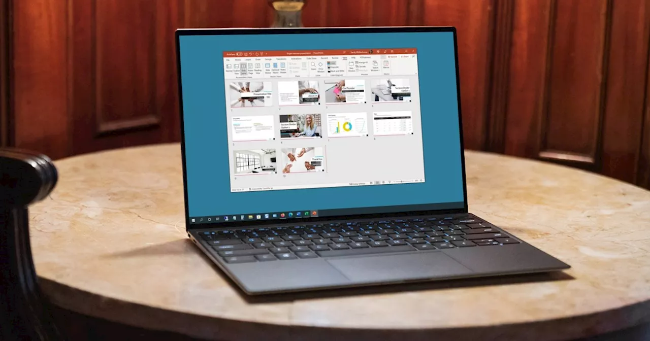 How to change the background in Powerpoint