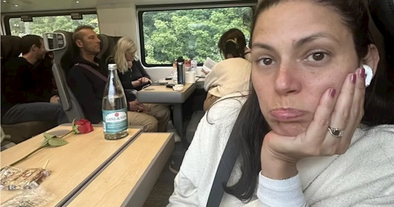 ‘Like being in prison’: Via Rail passenger says people stranded without food, water on Quebec train