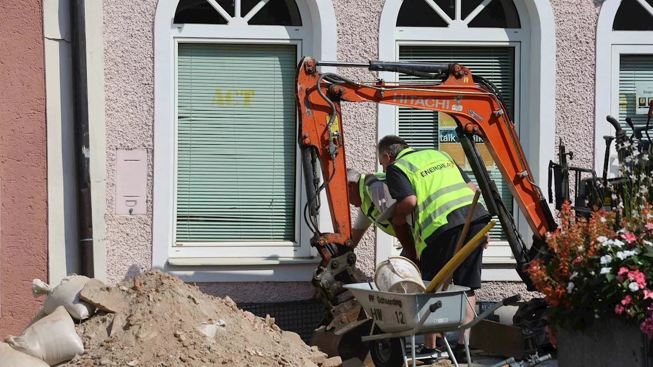  2 Verschüttete: Haus droht einzustürzen, Suche gestoppt