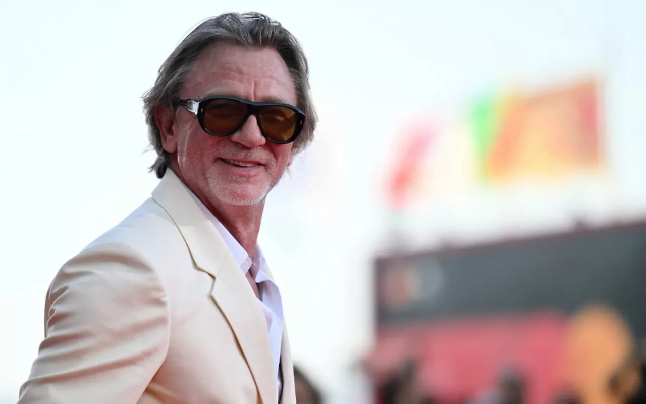 Daniel Craig revela que 'dançar com alguém é ideal' para gravar cenas de sexo