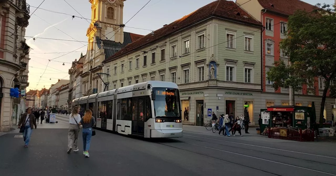 Fußgänger geriet am Grazer Hauptplatz unter die Straßenbahn