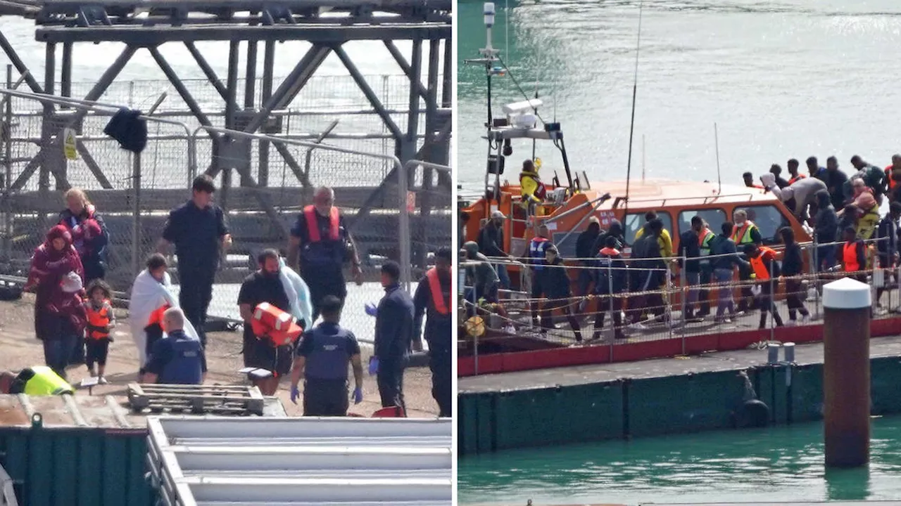 'At least 12 dead' after migrant boat capsizes in the English Channel