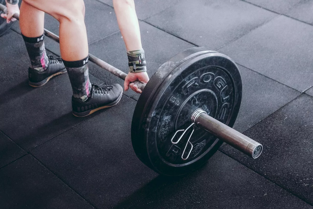 Study of former world's strongest man shows 'guy rope' muscles important for lifting