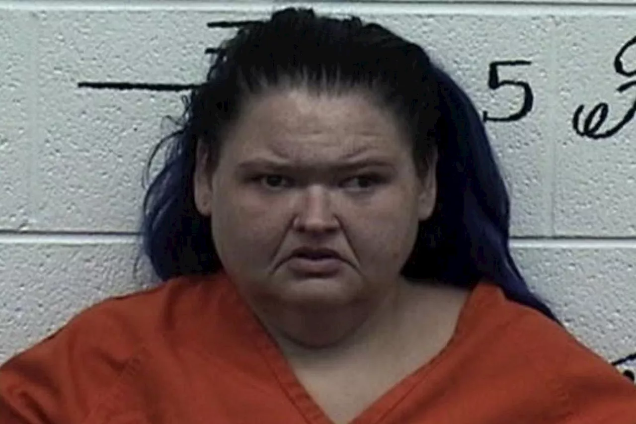 1,000-Lb. Sisters' Amy Slaton Arrested at Zoo for Drug Possession, Child Endangerment: Police