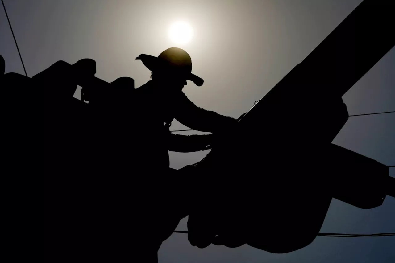 Phoenix weathers 100 days of 100-plus degree temps as heat scorches western US