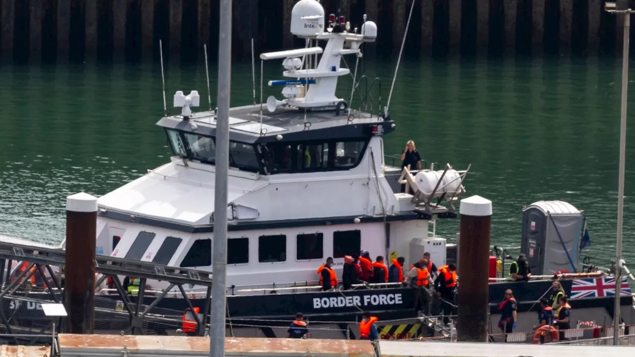 Major rescue operation as boat with ‘at least 100 migrants’ on capsizes in Channel