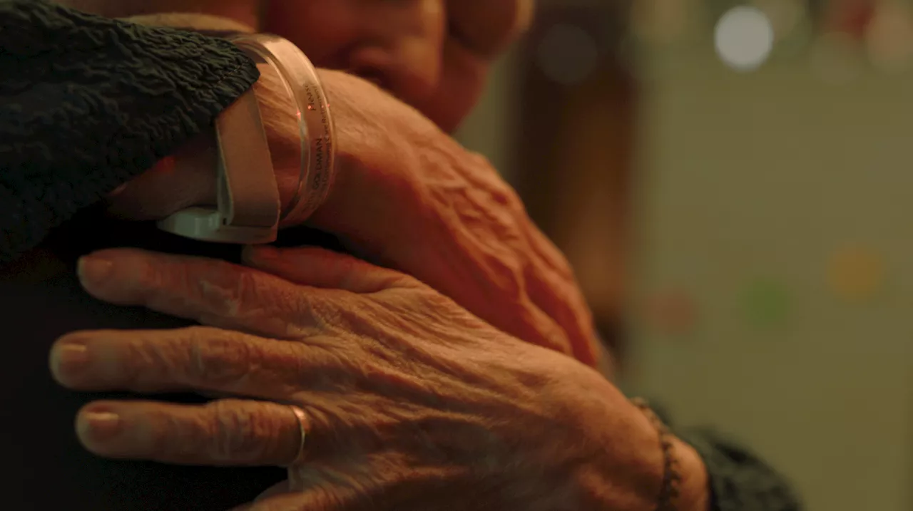 ‘Familiar Touch’ Review: A Tender Debut Frames Older Adulthood as Its Own Coming-of-Age