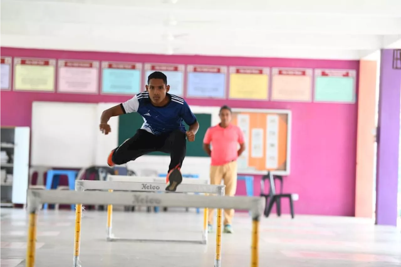 Tidak ada padang, SMK Syed Ahmad tetap unggul dalam sukan