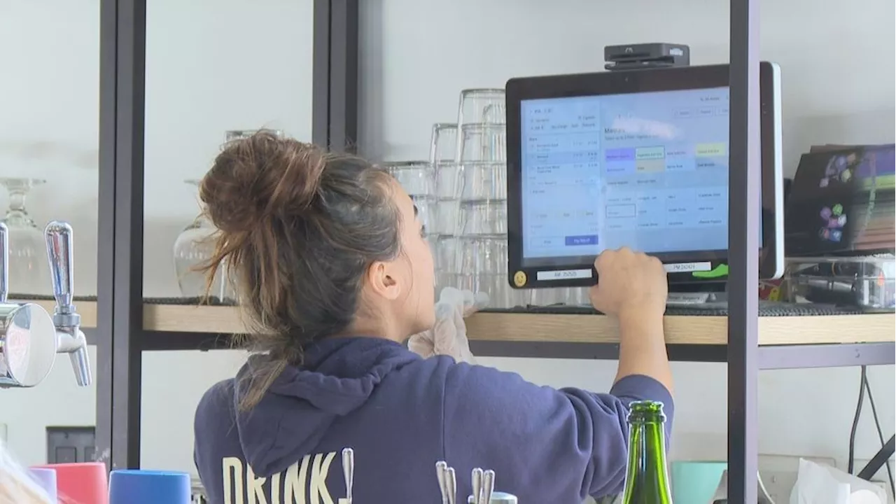 Last call for tips? Michigan servers brace for minimum wage switch
