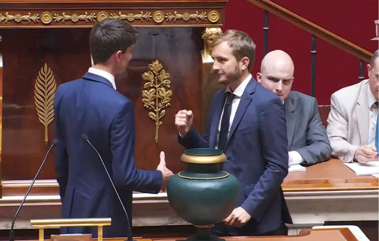 Le plus jeune député de France annonce sa démission