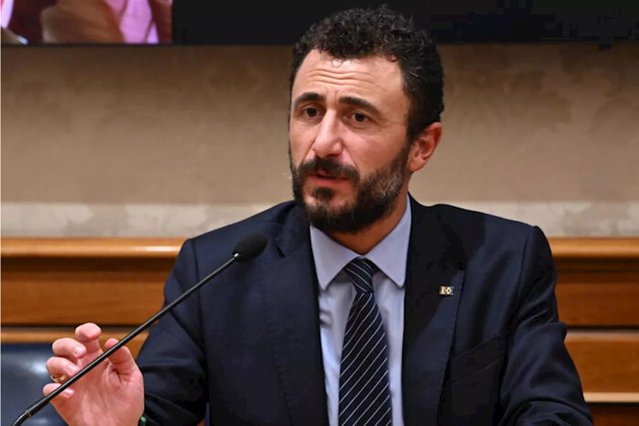 Sparo di Capodanno, Campana ritira la querela contro il deputato Pozzolo