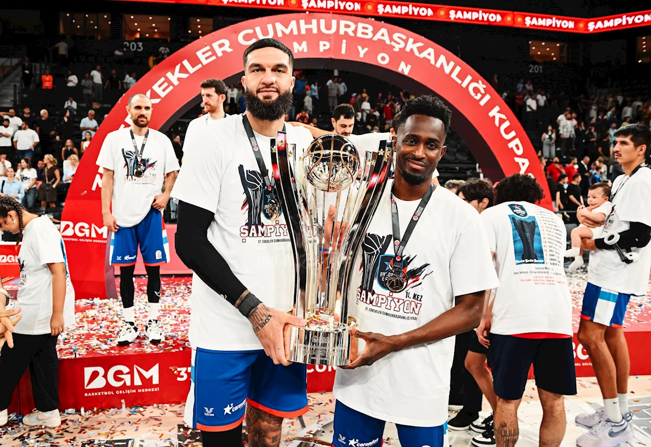 L'Anadolu Efes remporte la Supercoupe de Turquie face au Fenerbahçe