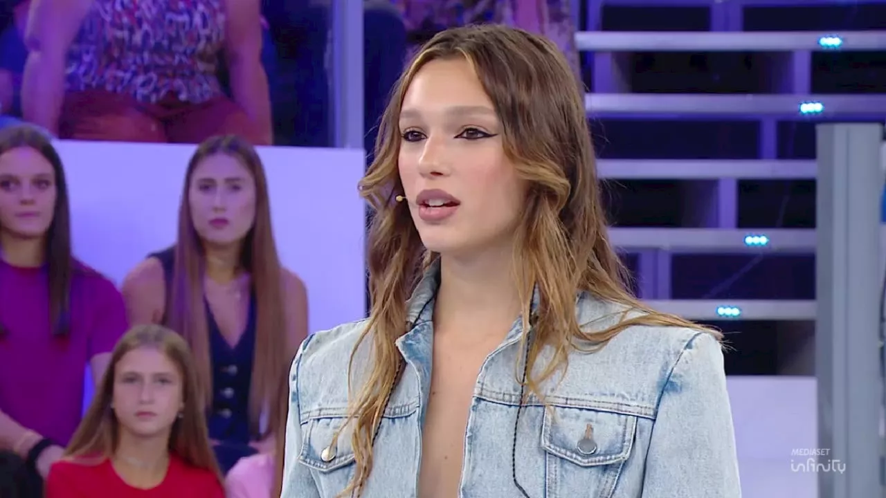 Sarah Toscano ospite ad Amici 24 per presentare il suo nuovo singolo