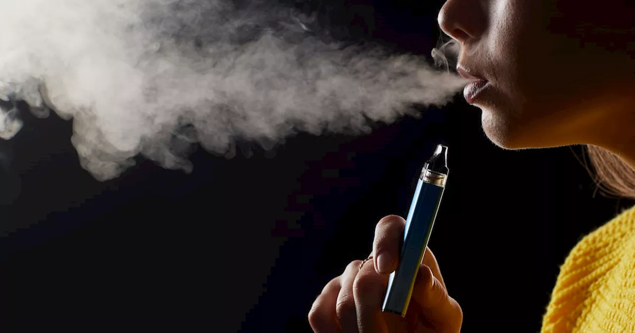 Piden a padres que regulen el consumo de vapeadores: estas son las recomendaciones de los expertos