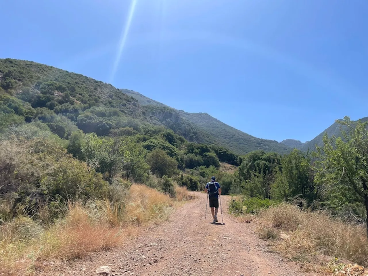 Kreta: Deutscher Urlauber kommt bei Wanderung vom Weg ab