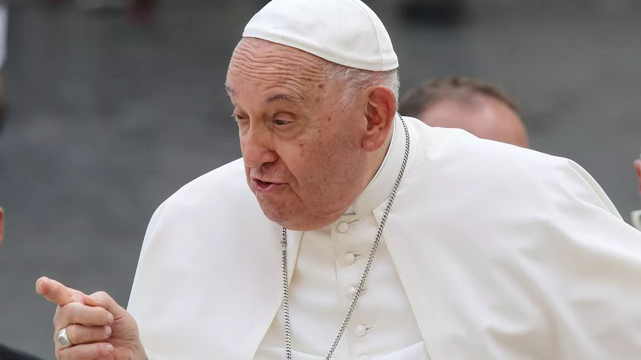 El Papa Francisco califica el aborto como 'homicidio' y a los médicos de 'sicarios'