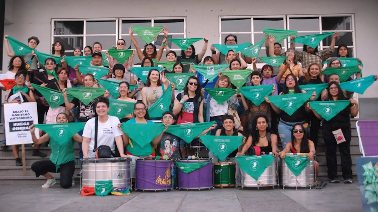 Denuncian que el derecho al aborto sigue oculto en las currículas escolares
