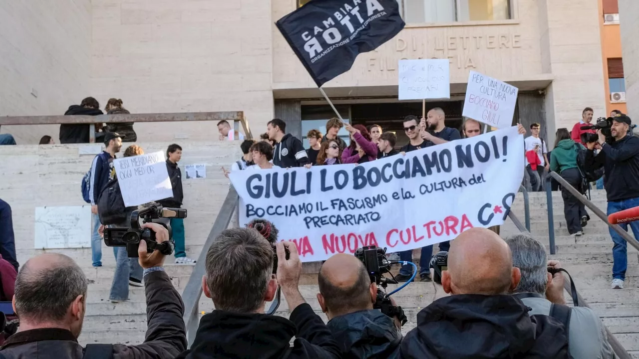 Alla Sapienza l'ultimo esame del ministro Giuli, prova anticipata per evitare le contestazioni