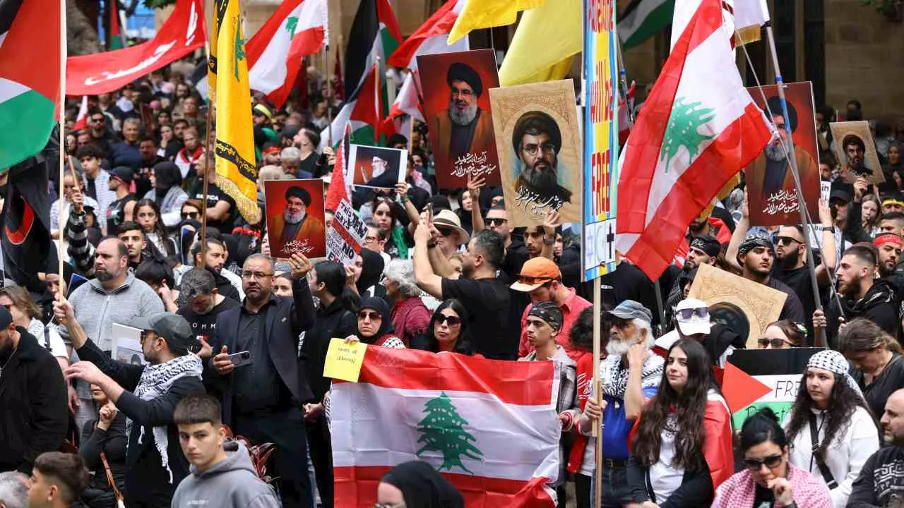 AFP launches investigation into terrorist symbols at pro-Hezbollah protests