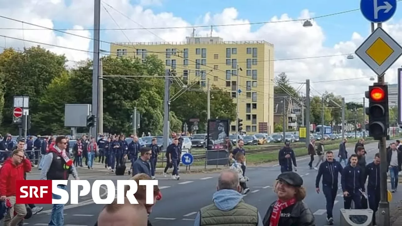 Fussball-Bilder vom Wochenende - Schützenfeste, eine unsichtbare Gala und ein Fussmarsch