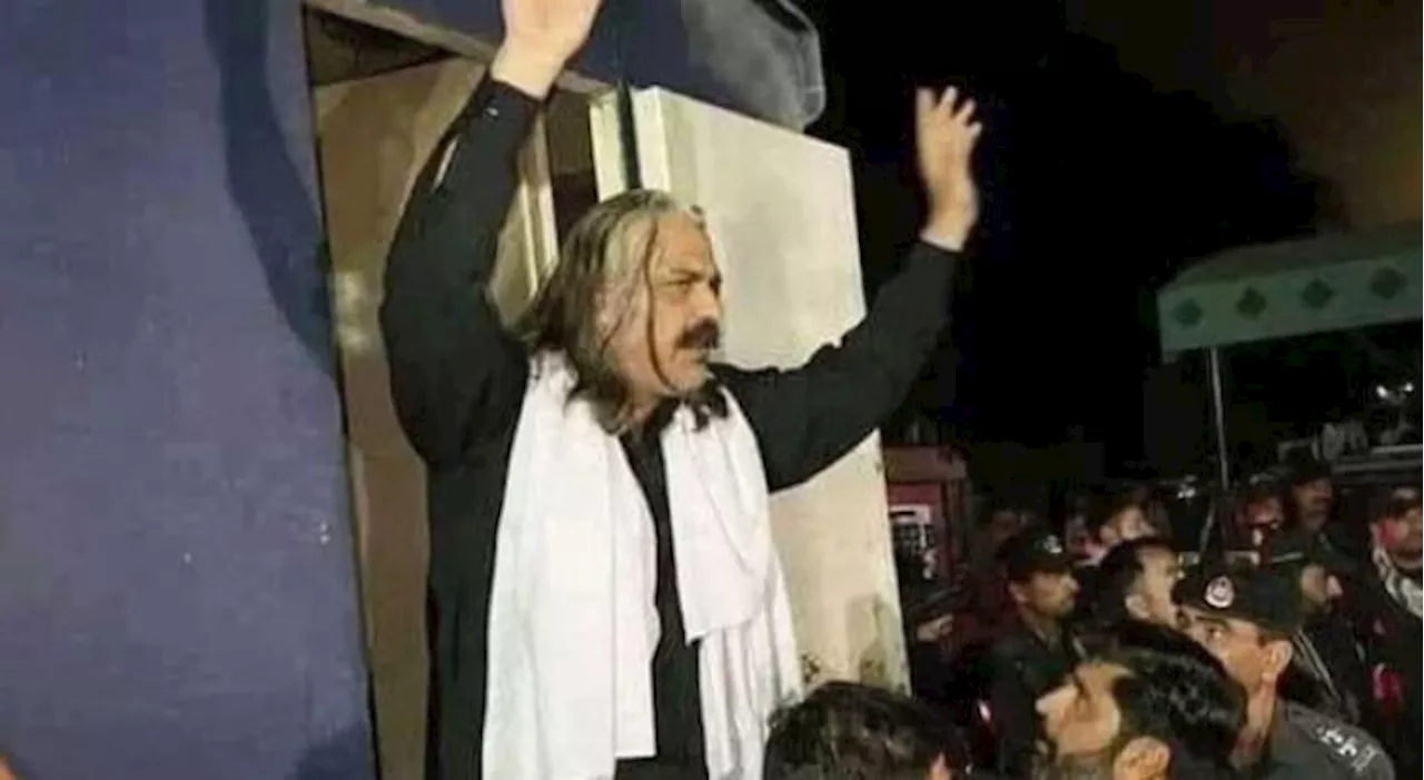 Islamabad court issues non-bailable arrest warrant of CM Gandapur