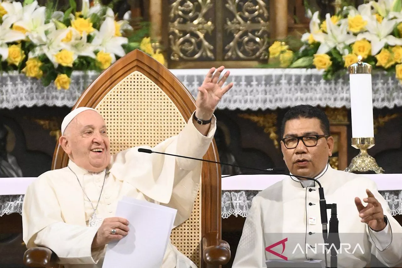 Paus jelaskan makna arsitektur bangunan Gereja Katedral Jakarta