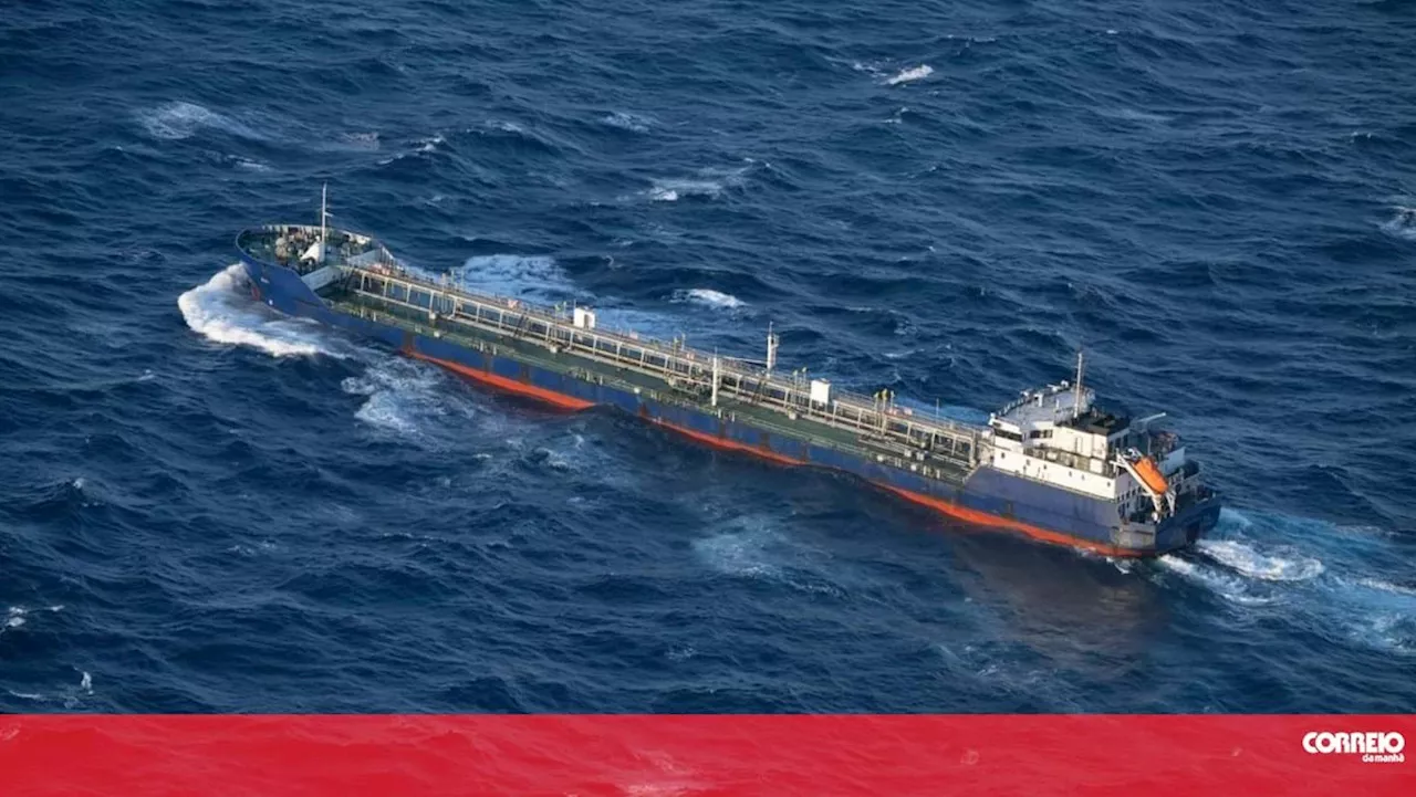 Força Aérea acompanhou três navios russos durante dois dias ao largo da costa portuguesa