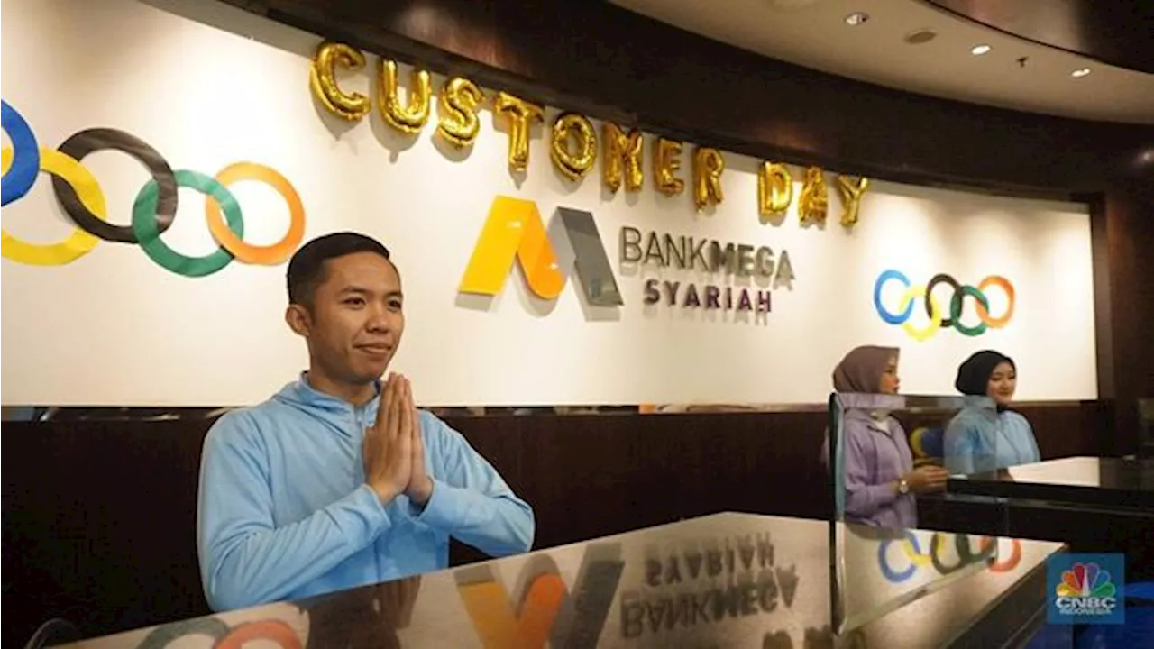 Hari Pelanggan Nasional, Direksi Bank Mega Syariah Sapa Nasabah