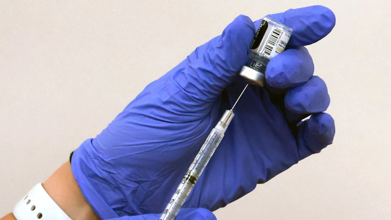 Health Canada orders provinces to destroy old COVID-19 vaccines amid wait for new batch