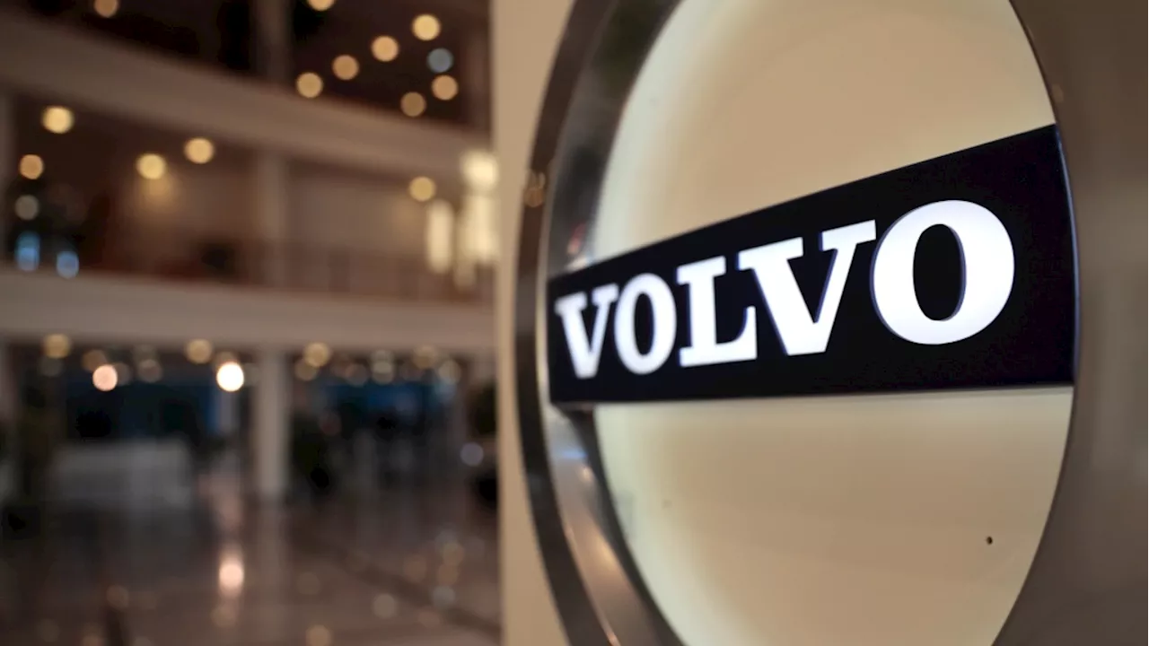 Volvo Cars revamps SUV hybrid as it shifts plans away from pure electric