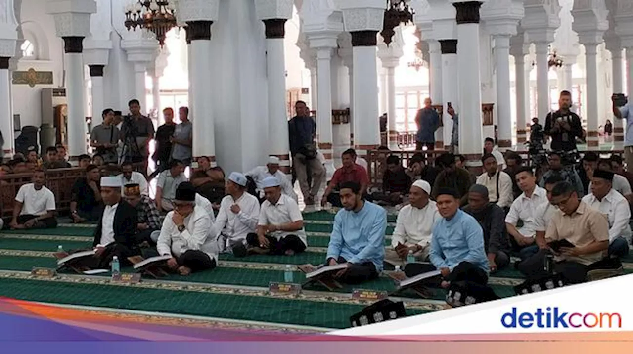 Paslon Gubenur Aceh Ikut Uji Mampu Baca Al-Qur'an