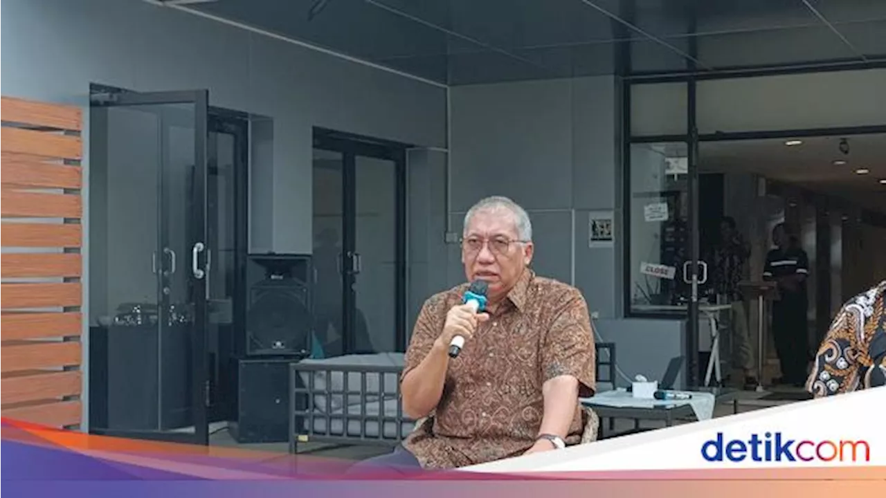 Dirut Bulog Buka-bukaan Alasan Sulit Serap Beras Dalam Negeri