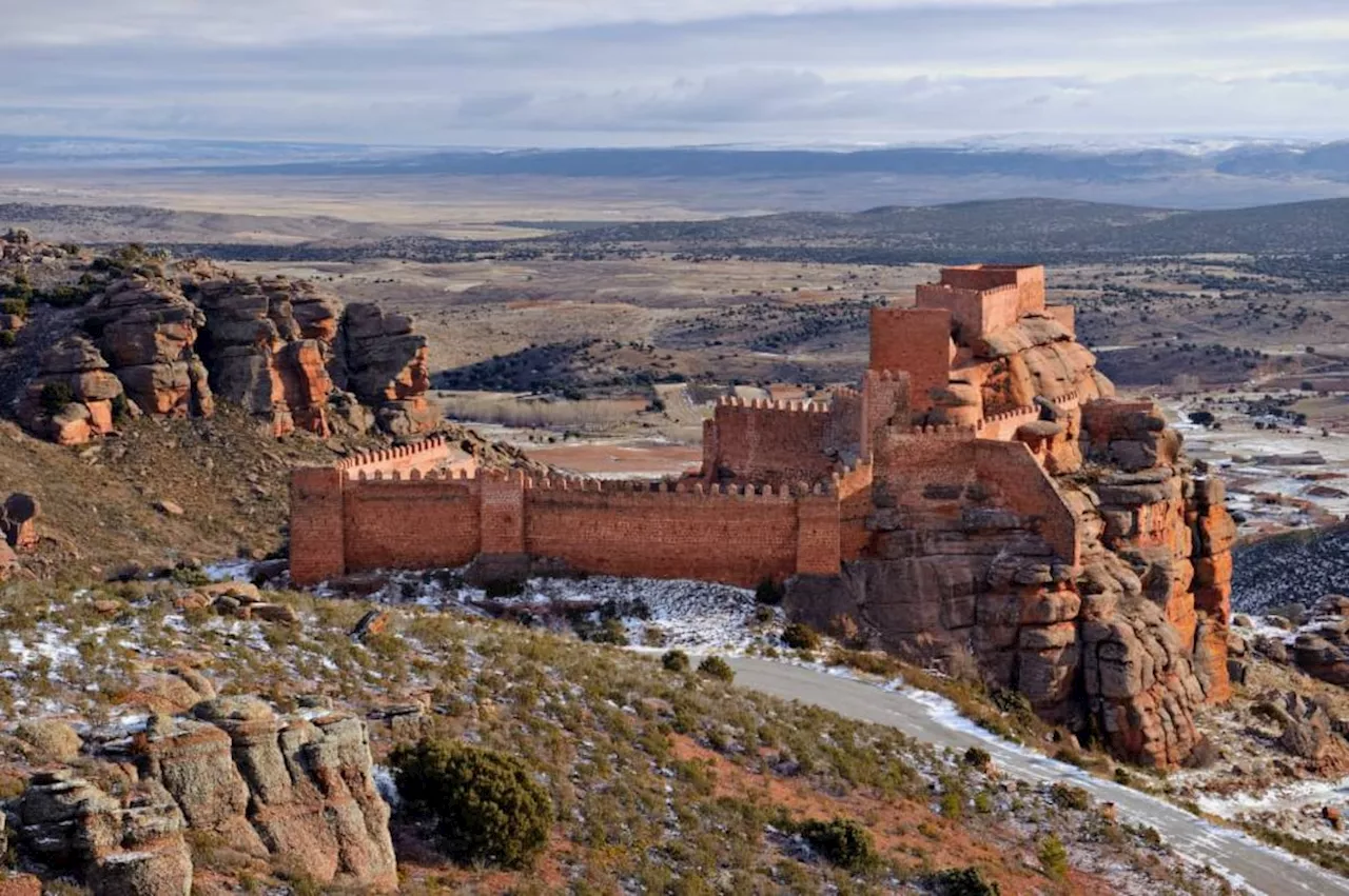 La última gran batalla de un castillo: convertirse en un salvavidas en la España rural