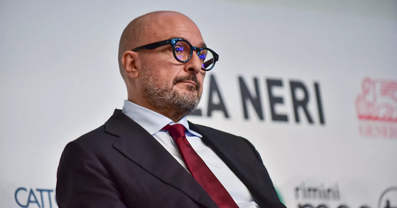 Boccia-Sangiuliano, la versione del ministero: “Trasferte pagate dal ministro con la sua carta”