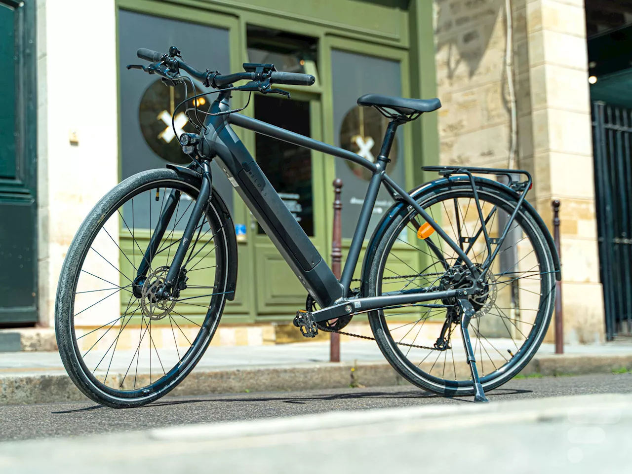 Decathlon brade son Elops LD 500 E, un VAE avec 115 km d’autonomie