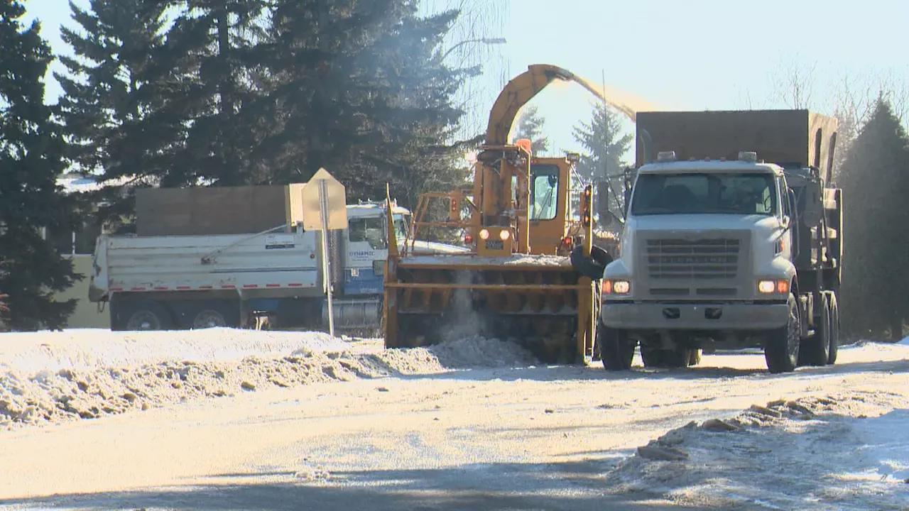 Lethbridge introduces windrow assistance for residents with mobility challenges