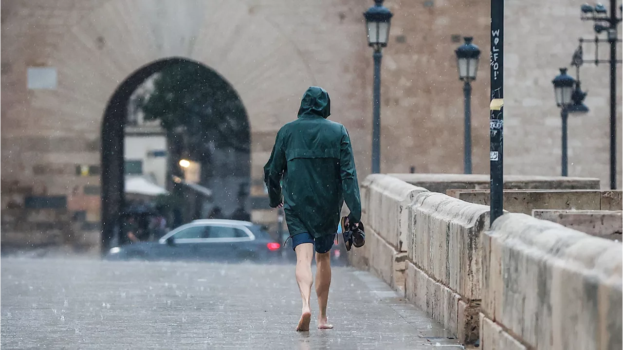 Las fuertes lluvias causan estragos en la Comunidad Valenciana