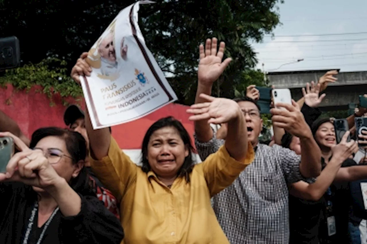 In Jakarta, Pope Francis calls for stronger interfaith ties to counter extremism, intolerance