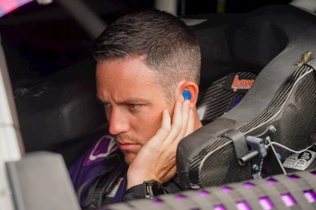 Alex Bowman shuts down 'annoying' rumors about Hendrick future