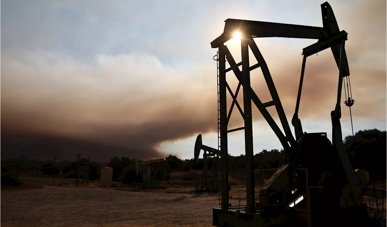 Oil prices extend slump on likely restoration of Libyan production, OPEC+ plans to raise output