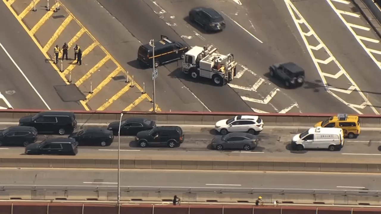 Queens-Midtown Tunnel shuts down due to water main break, MTA says