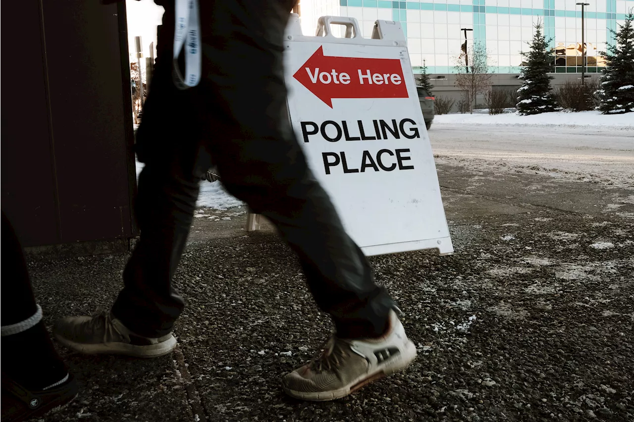 Man Serving 20-Year Sentence Makes Ballot for US House Seat