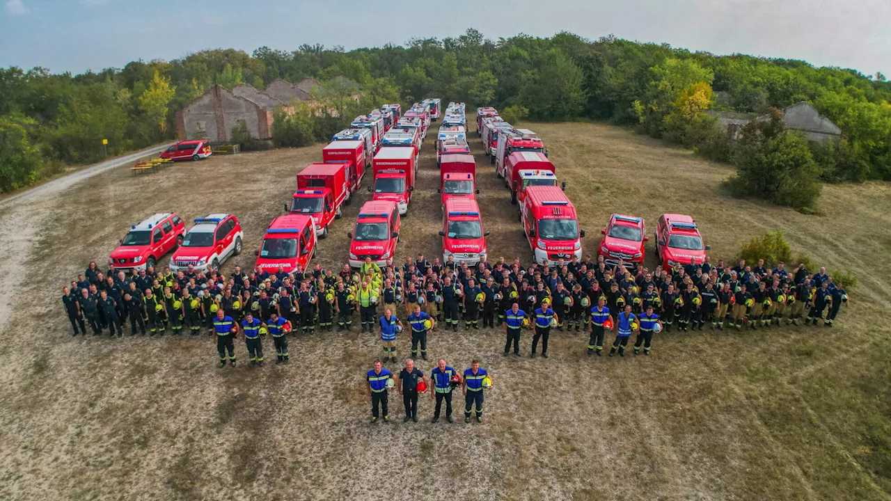 Mödlinger Feuerwehren übten am „Pulverfass“