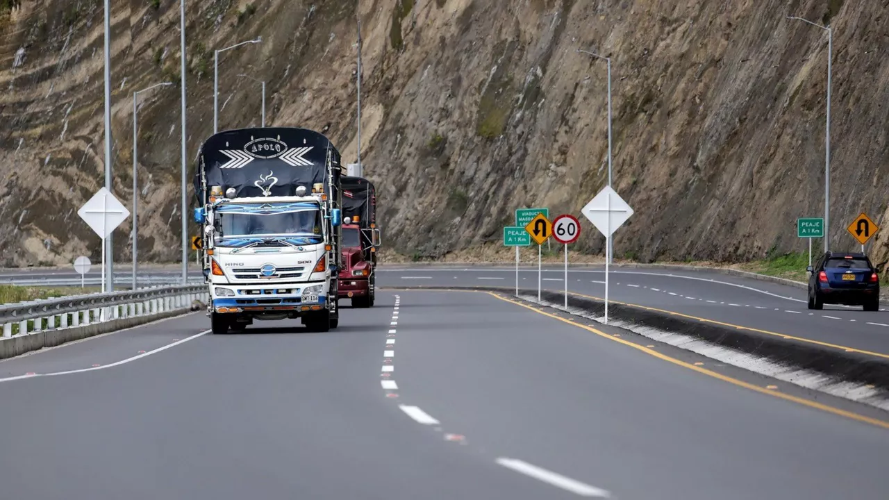 🔴En vivo: paro camionero continúa y se mantienen los bloqueos en Bogotá y otras ciudades