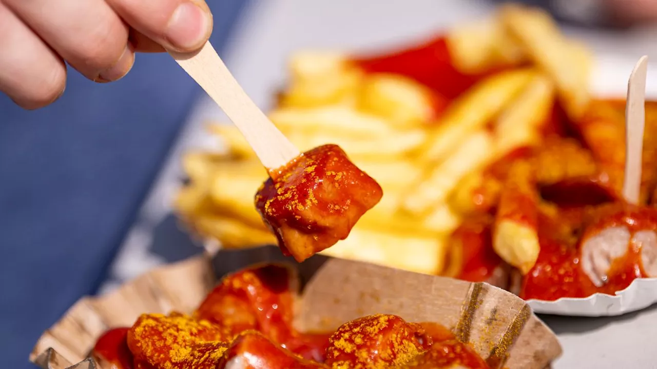 Wer hat sie erfunden?: Currywurst - in 75 Jahren vom Imbiss zum Kult-Snack