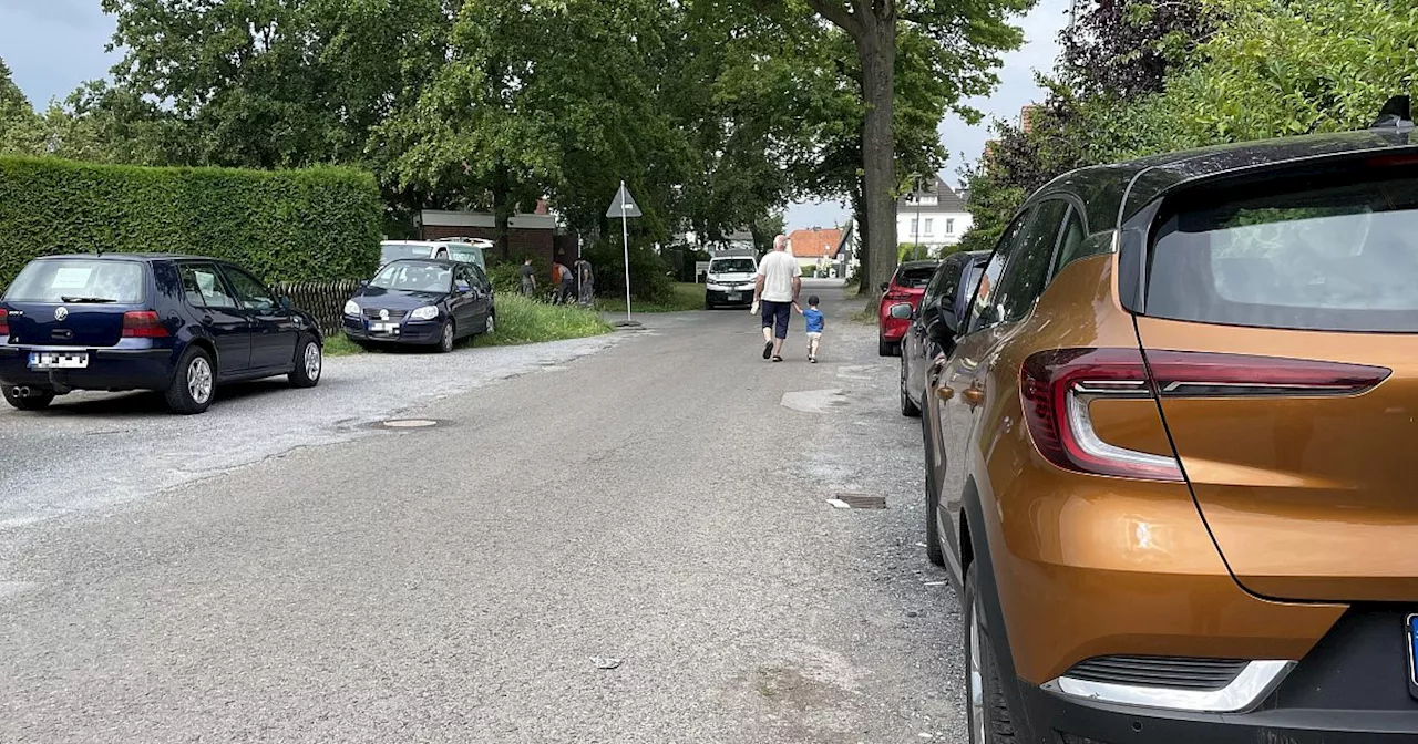 Raser und Überschwemmungen: Bünderin frustriert über Zustand der Heidestraße