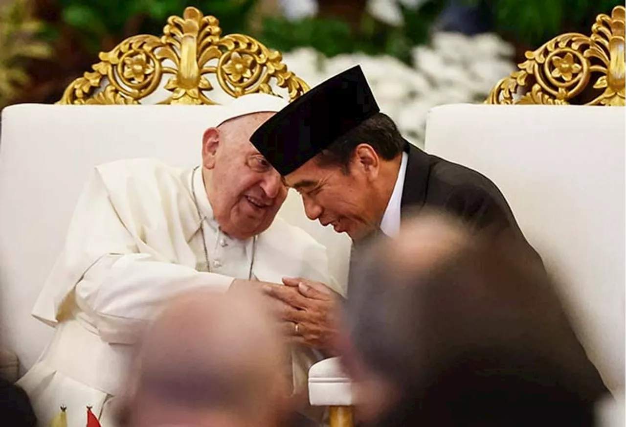 In Asia, pope urges Indonesia to live up to promise of 'harmony in diversity,' fight extremism