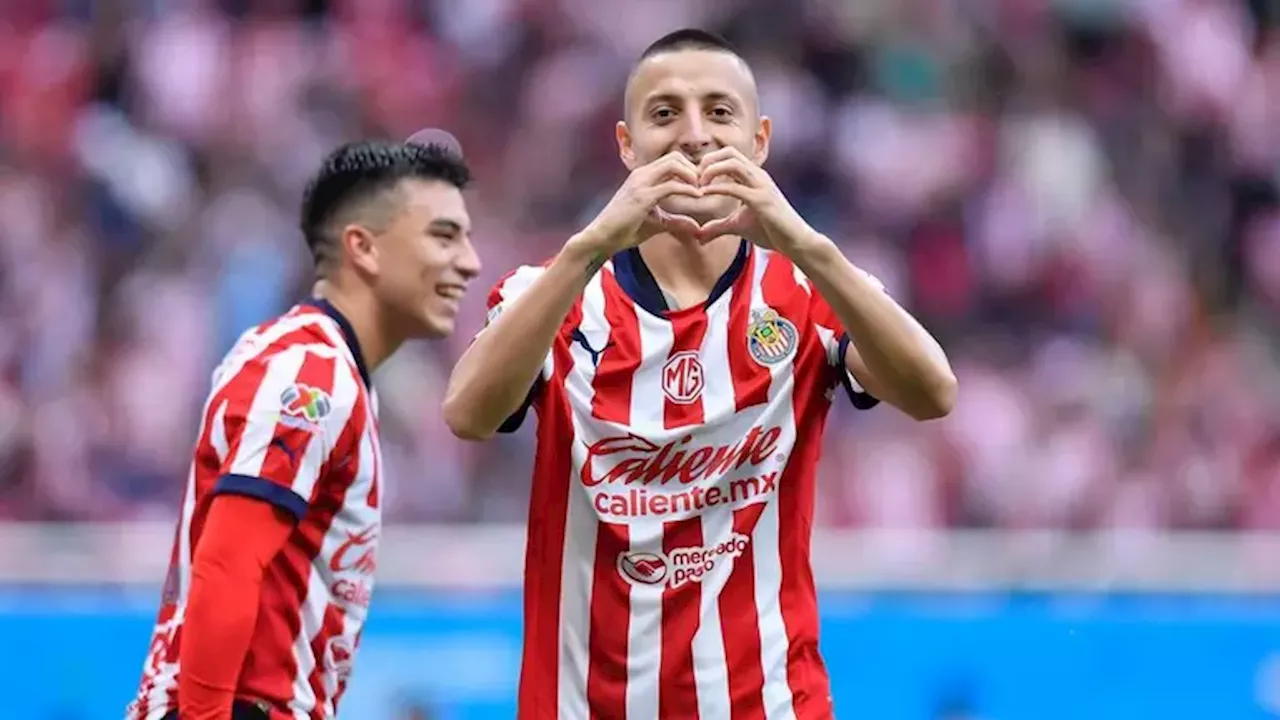 Chivas renovará a Roberto Piojo Alvarado tras cumplir sus 100 partidos